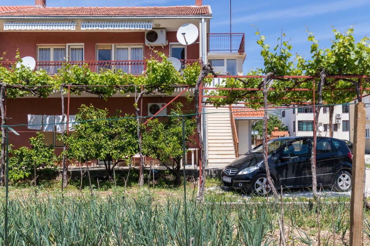 Apartmants Vlade Apartment Kastela Exterior photo